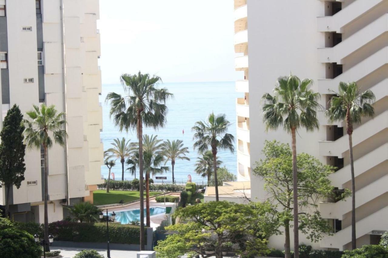 Apartamento Playa Fontanilla Marbella Exterior photo